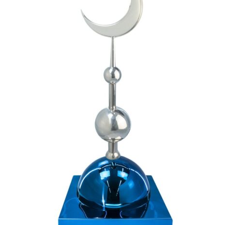 Купол на мазар "БАЙ". Цвет синий с объемным полумесяцем d-230 серебро с 2-мя шарами. 25,5 х 25,5 см.